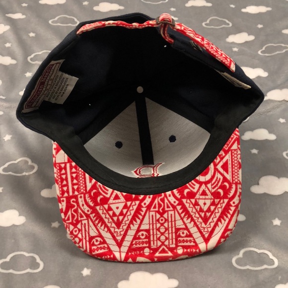 Boston Red Sox Hat/Geometric Aztec Brim Pattern - Picture 3 of 6